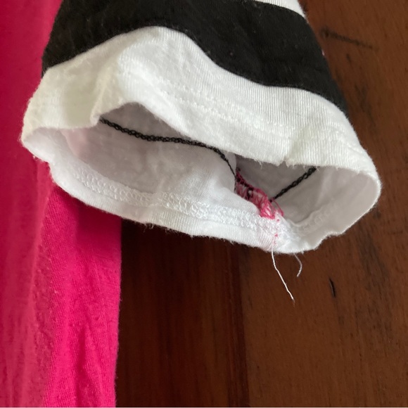 Girls Size XS No Boundaries Pink Short Sleeve Tee with Black and White Stripes - Picture 3 of 3